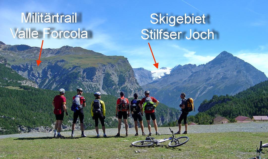 Eindrucksvolle Aussicht am Rifugio Monte Scale