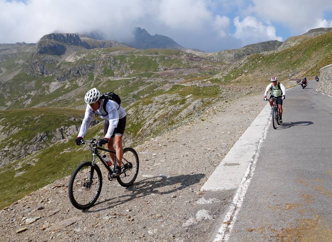 Gavia Tunnel alte Strasse
