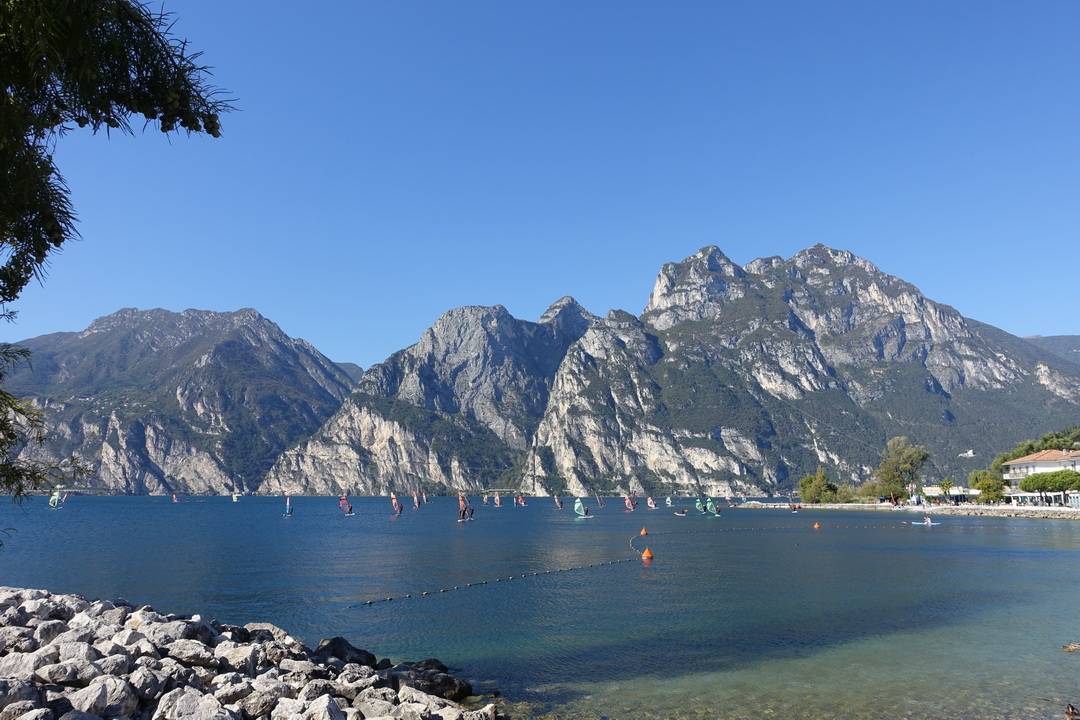 Gardasee mit Blick zur Ponalestraße