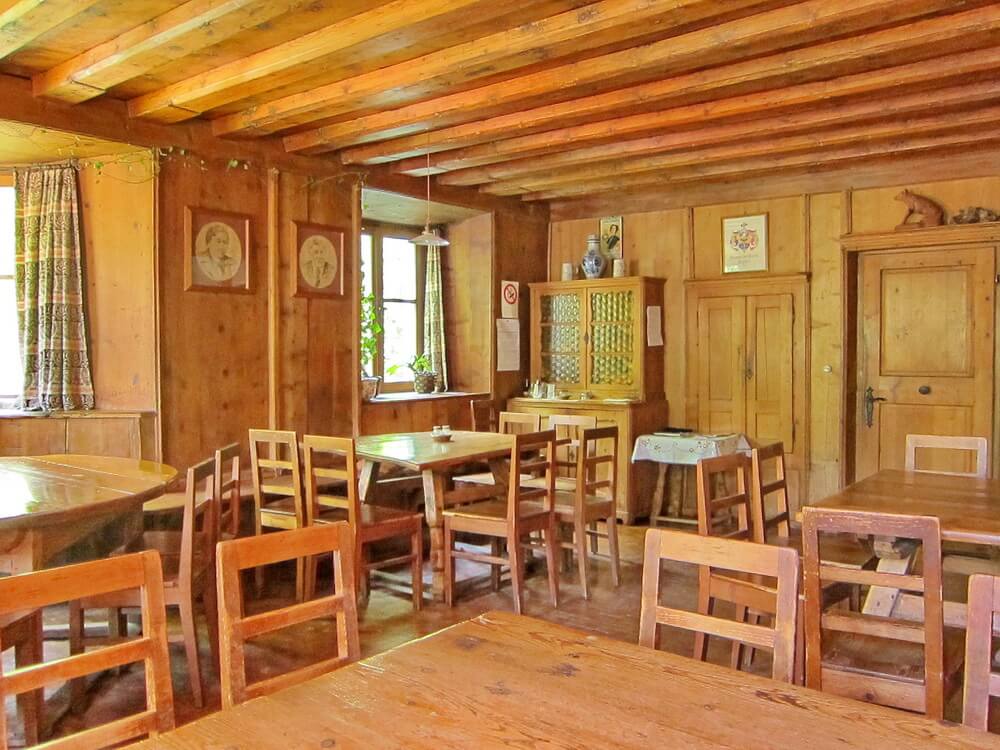 Historische Innenaufnahme vom Gasthaus Wolf