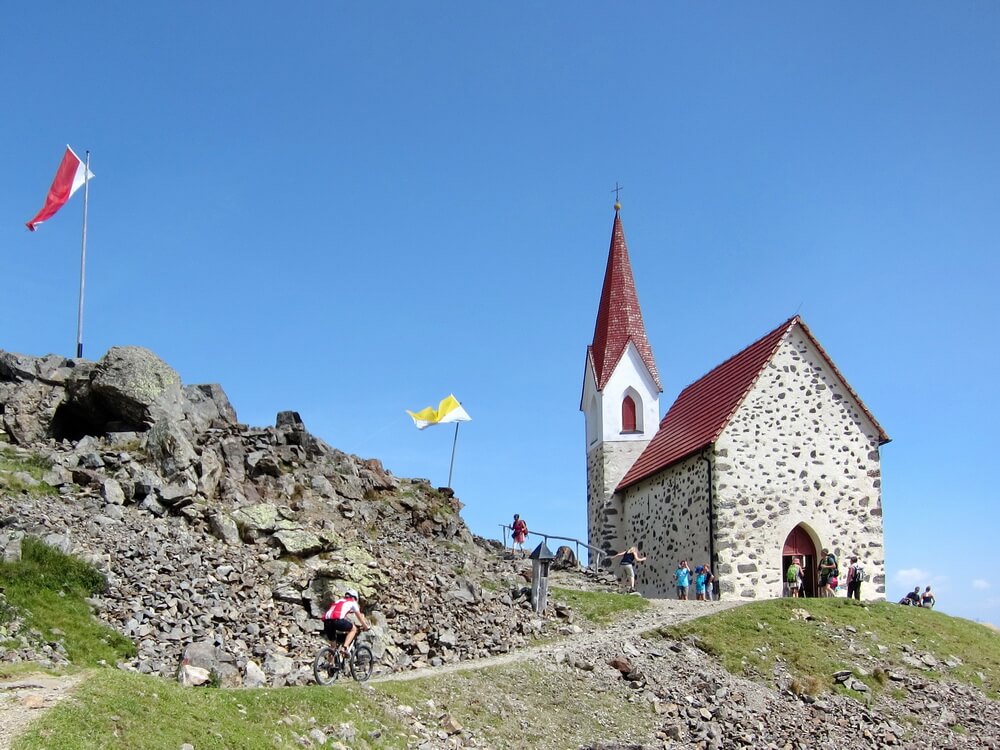 Schutzhaus Latzfonser Kreuz