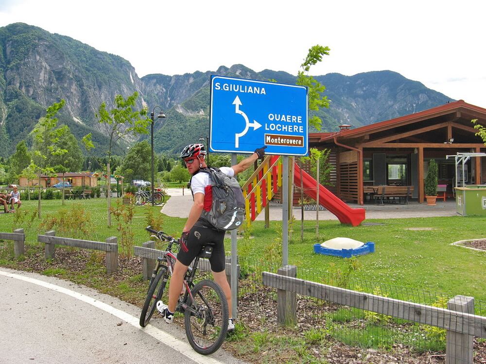 Val Sugana: da geht es lang zum Kaiserjägerweg.
