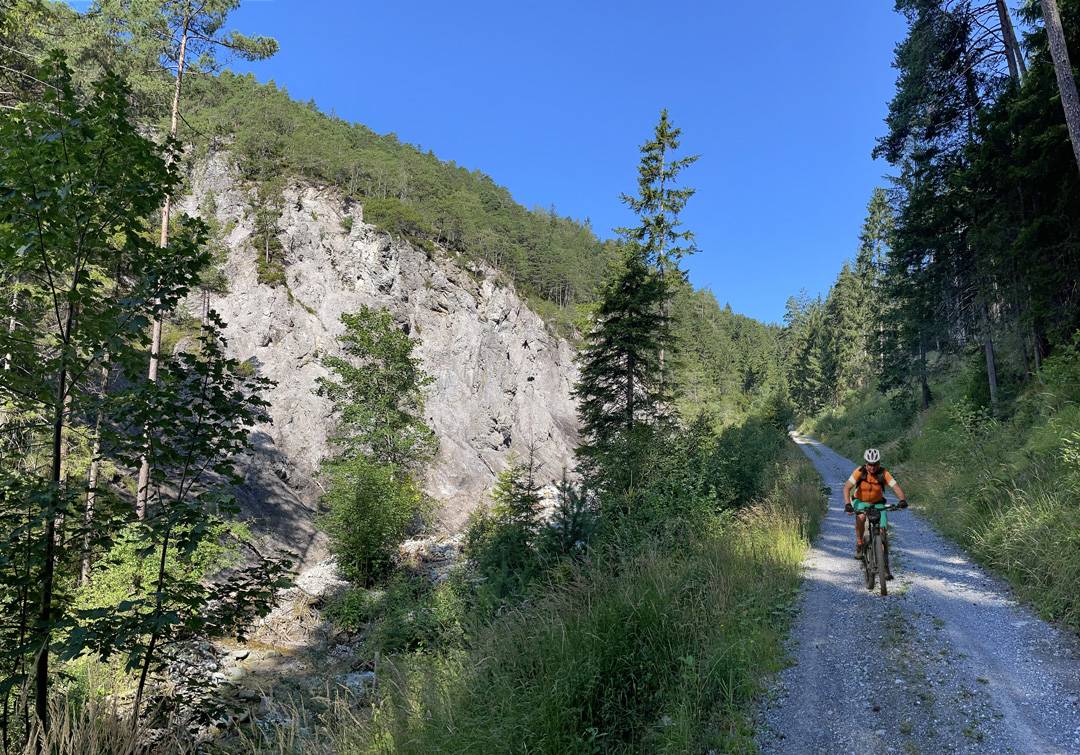 Abfahrt ins Inntal Abfahrt ins Inntal von Seefeld nach Leiblfing