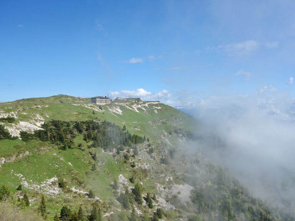 Monte Grappa: Trailparadies vom Gipfel bis hinab