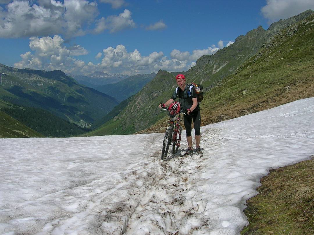 Und nun übers Schneefeld Schieben