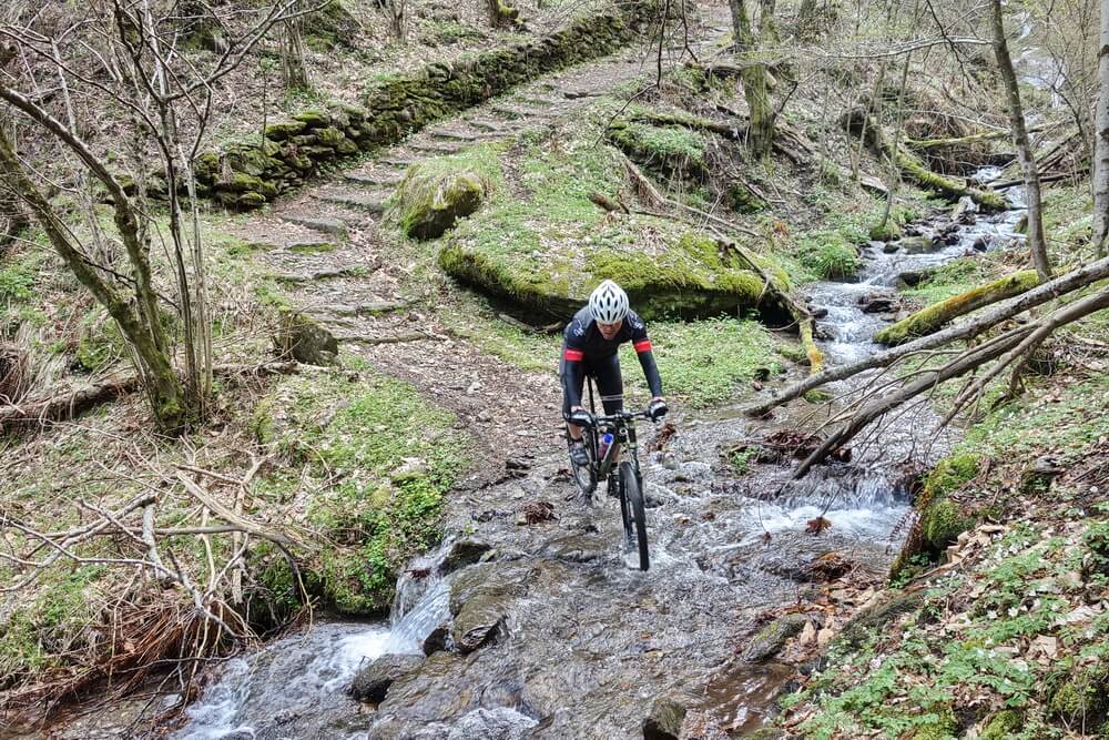 Trail bei Vercin