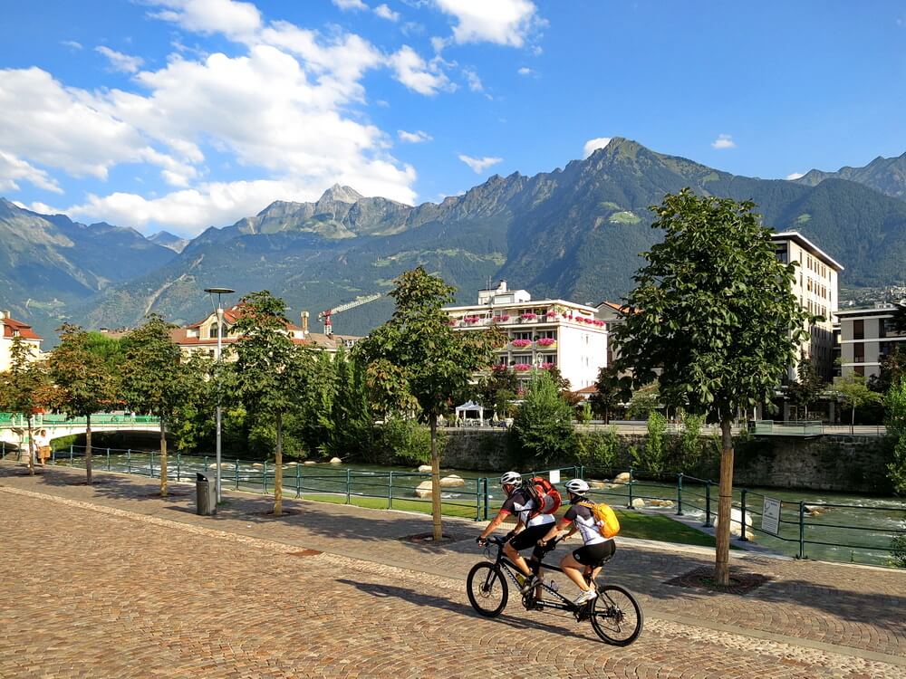 Start bei Morgenfrische in Meran