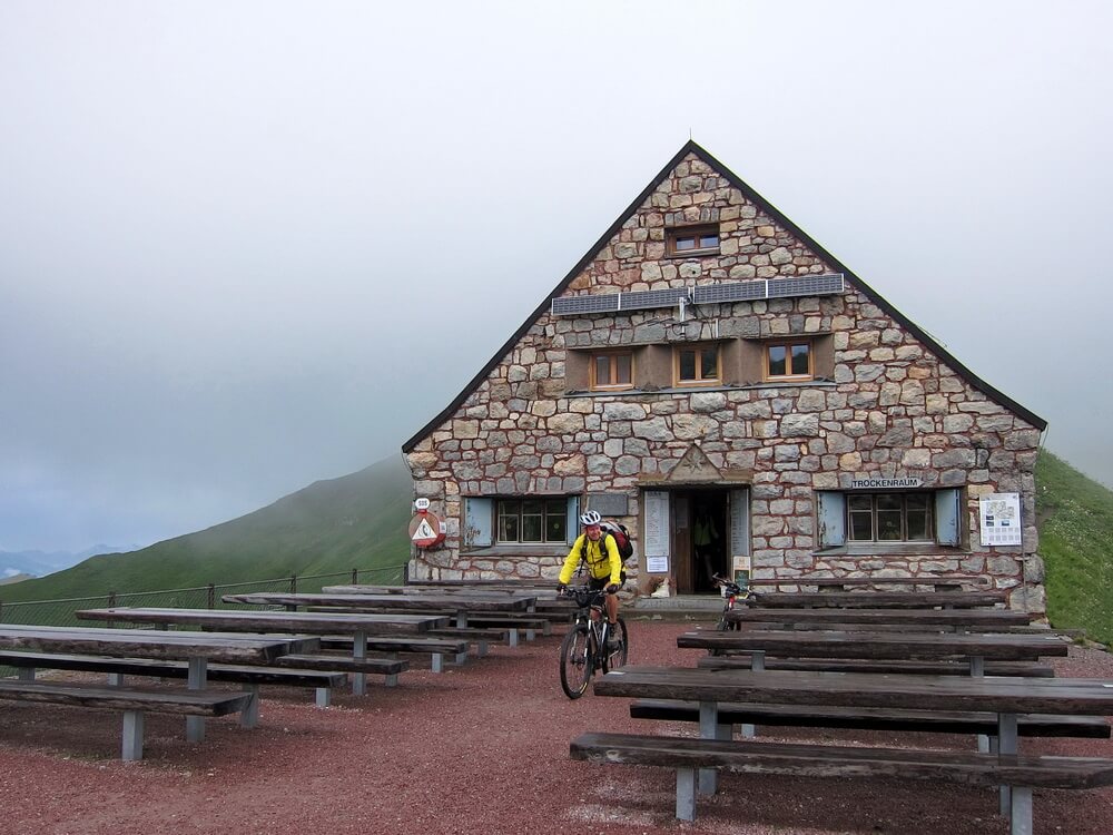 Pfälzer Hütte: nach der Regenpause geht es weiter