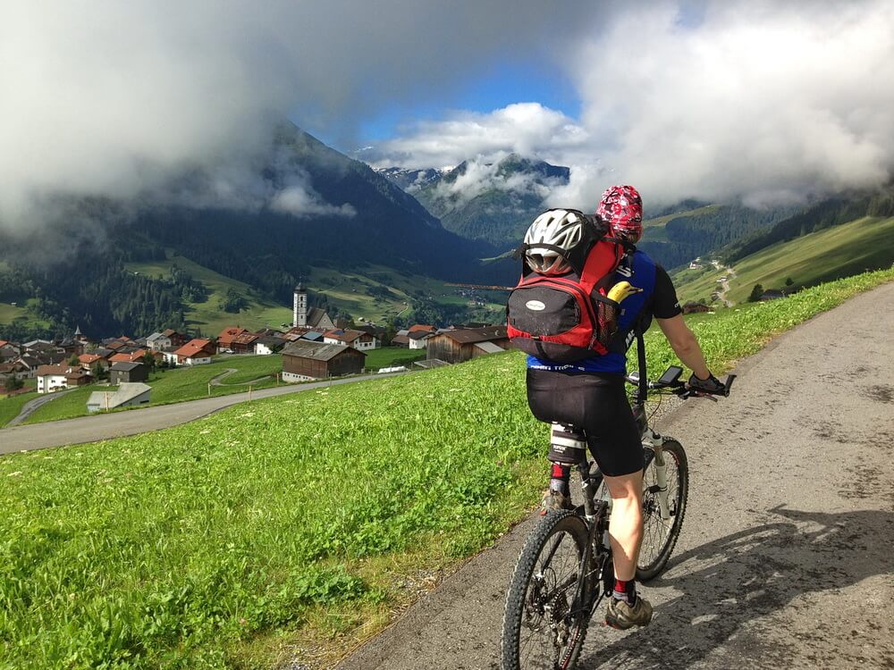Aufbruch in Lumbrein - die Wolken reißen auf
