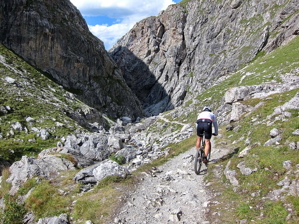 Val d'Uina: kurz vor der Schlucht