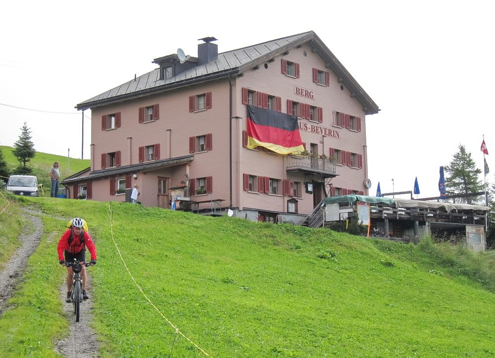 Start am Berggasthaus Beverin am Glaspass