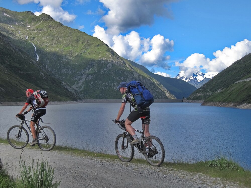 Lai da Sontga-Maria am Lukmanier Pass