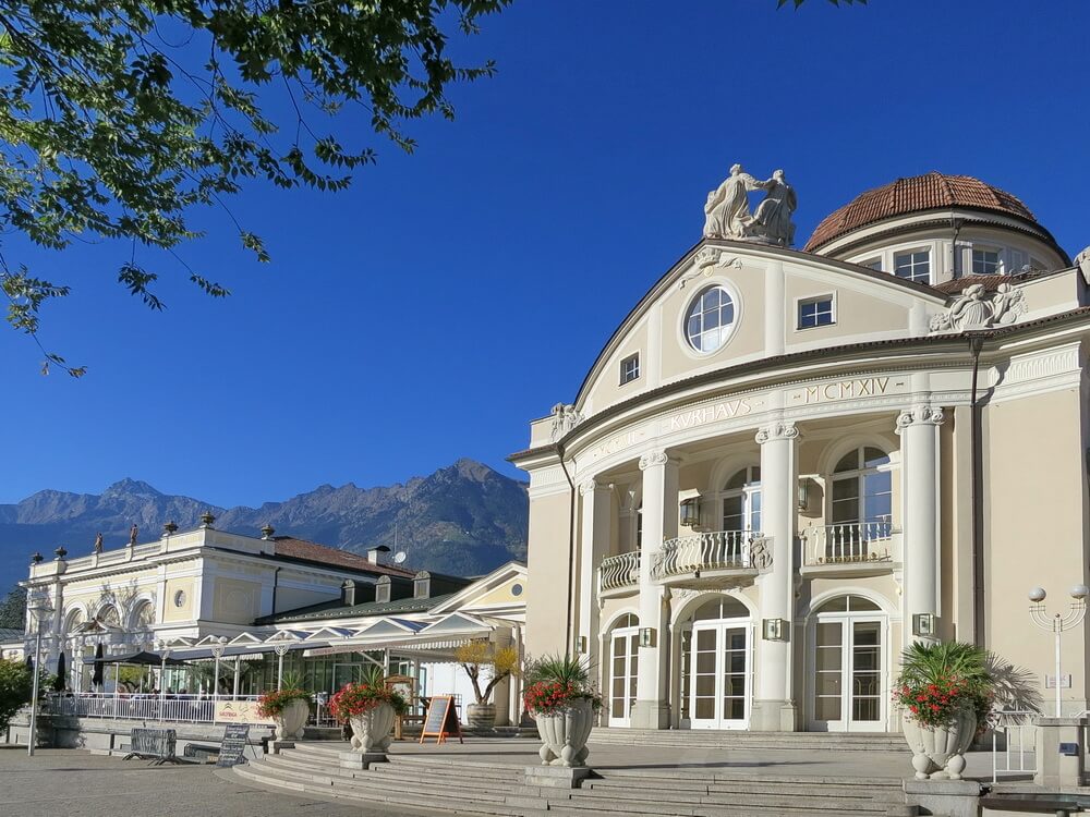 Meran: Kurhaus