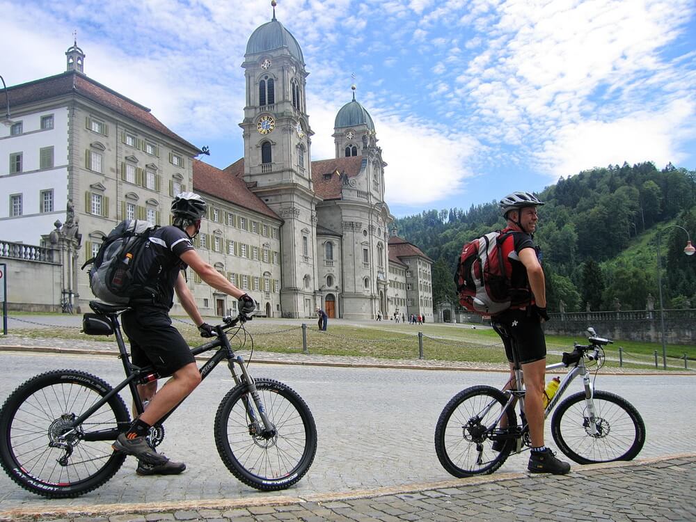 Markante Kirche in Einsiedeln