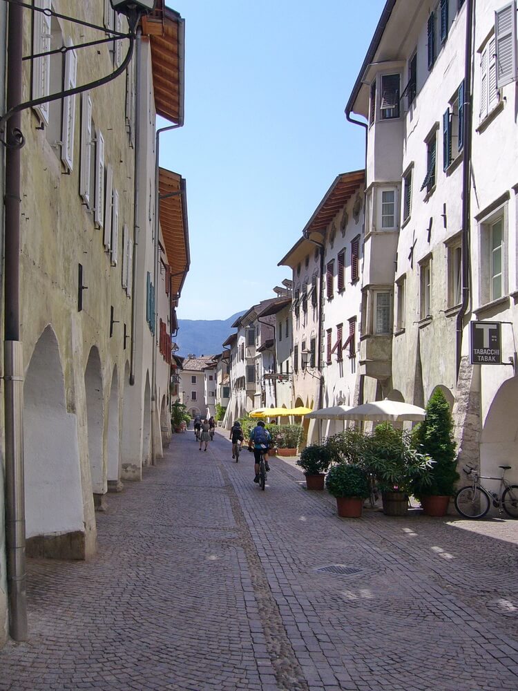 Neumarkt - Laubengasse