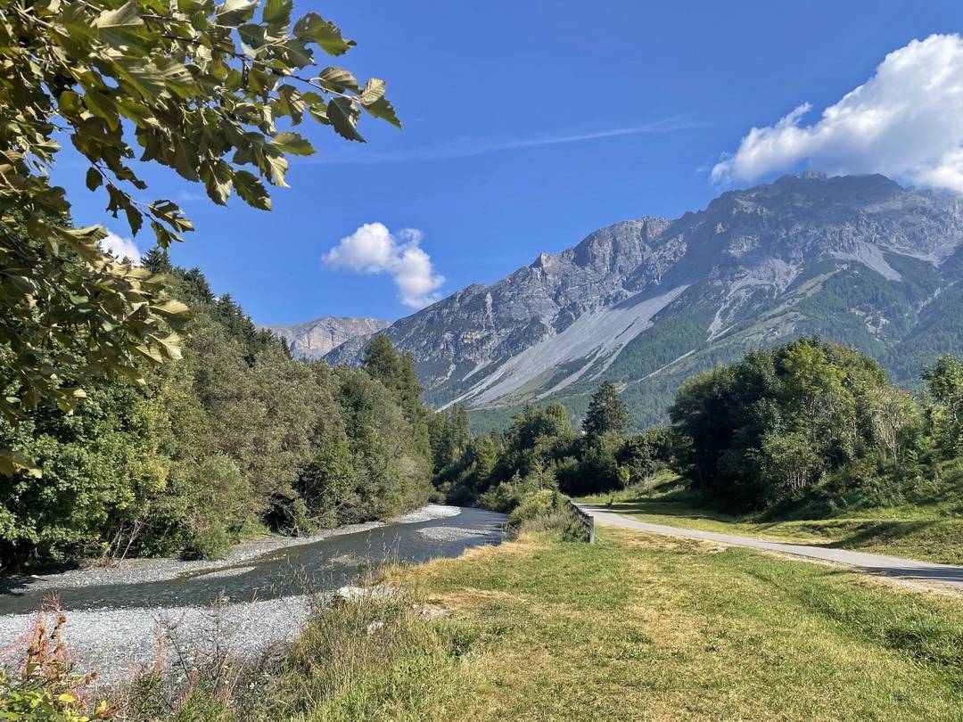 Adda Radweg Sentiero Val Viola an der Adda bei Bormio