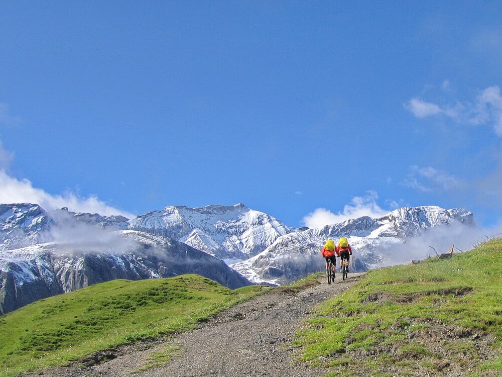 Sonniger Start zur letzten Etappe - Panoramaweg am Betelberg