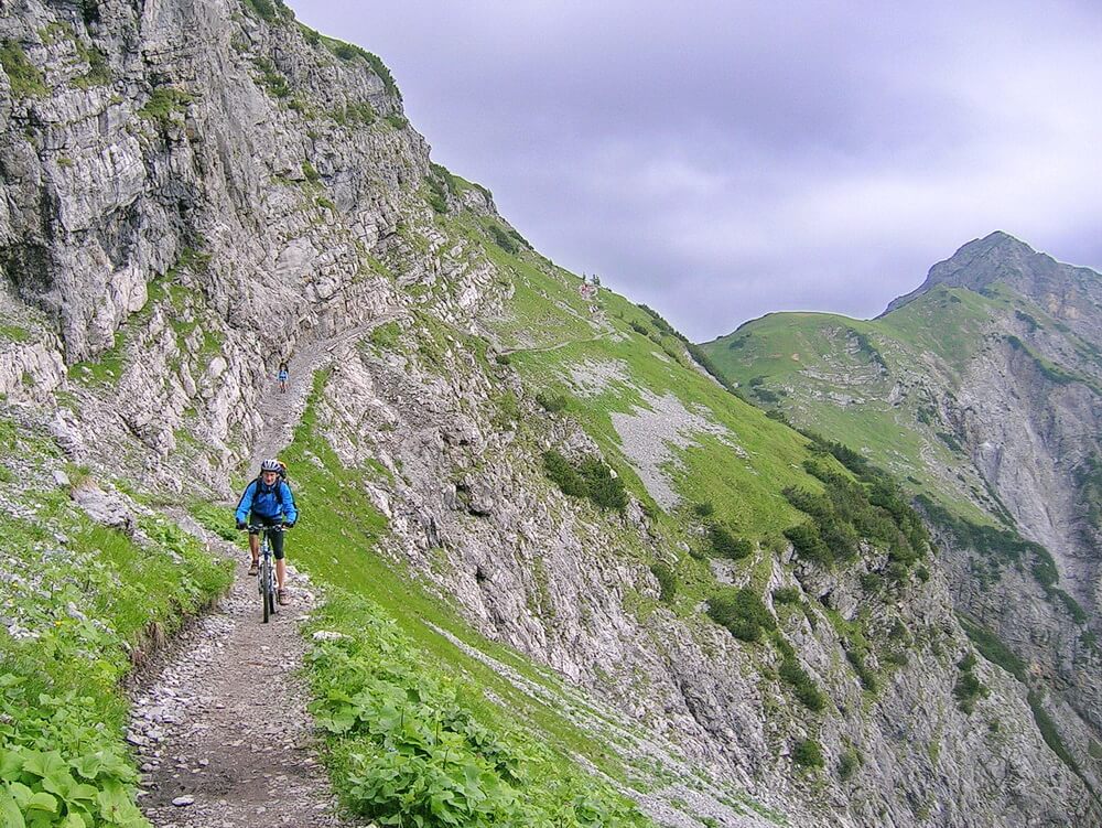 Trail vom Lamsenjoch ins Stallental
