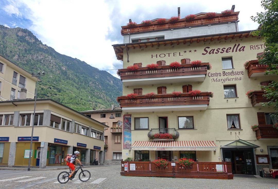 Hotel Sasella 