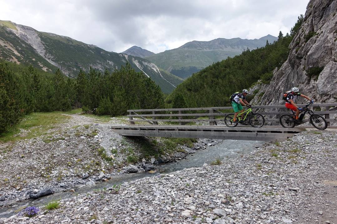 Steg im Val Mora