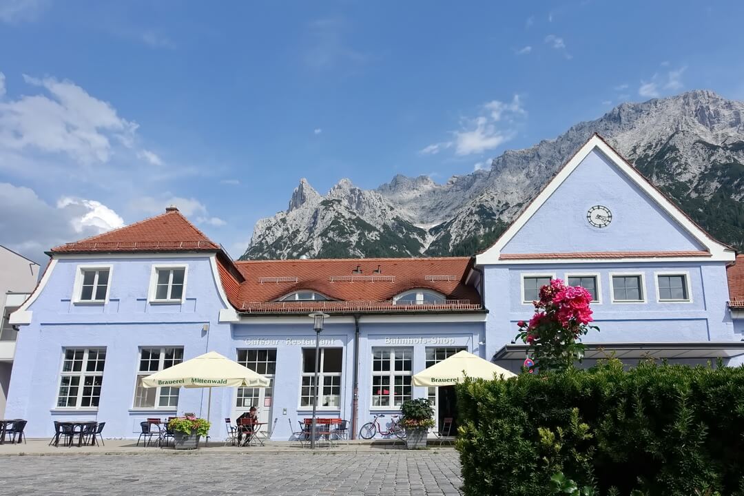 Bahnhof Mittenwald: Rast