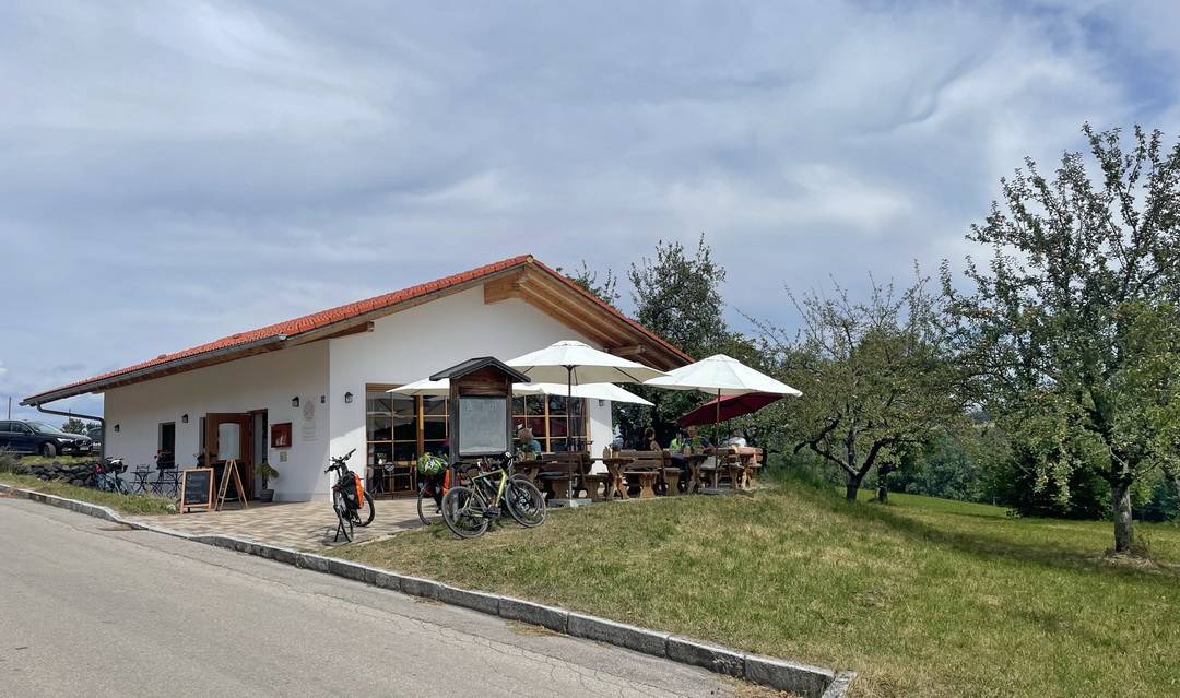 Cafe Bolzmacher Cafe Bleib Steh‘ in Rothenrain