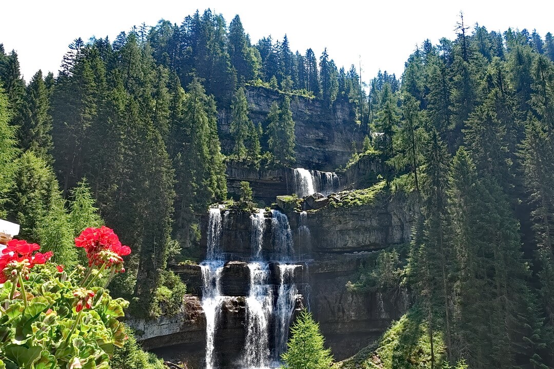 Wasserfall in der Brenta am Rifugio Cascate