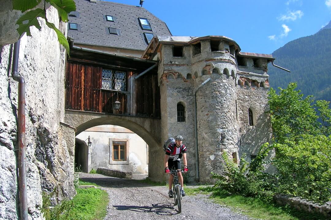 Schloss Fernstein