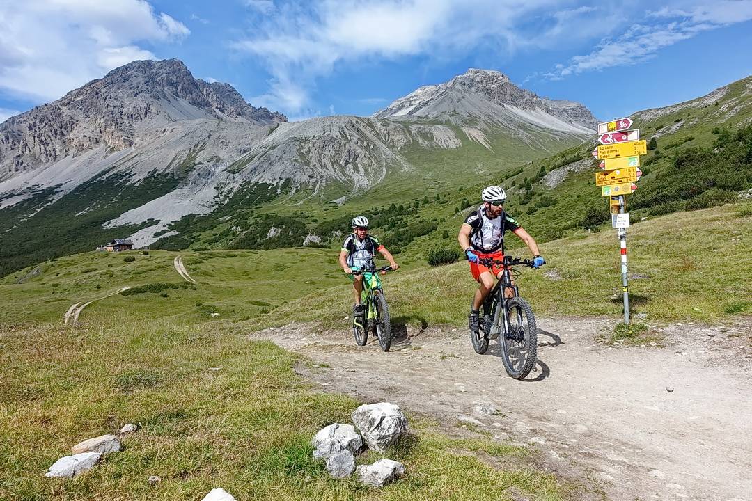 Pass da Costainas (2251 m)