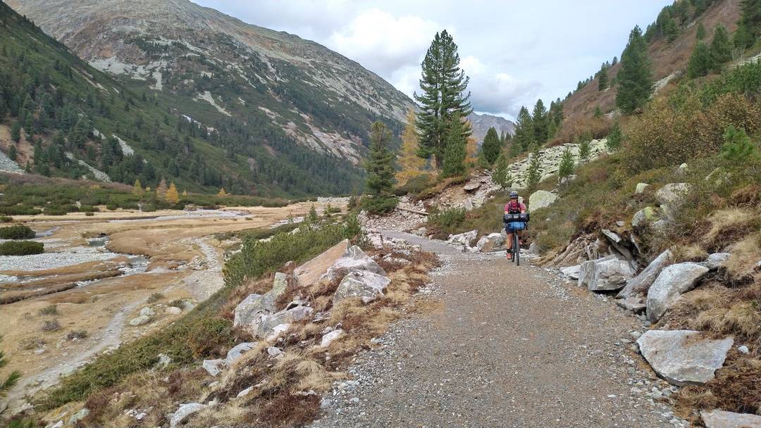 Auf dem Weg zum Pfitscher Joch Franziska Stolz auf dem Weg zum Pfitscher Joch - Foto: Holger Schaarschmidt