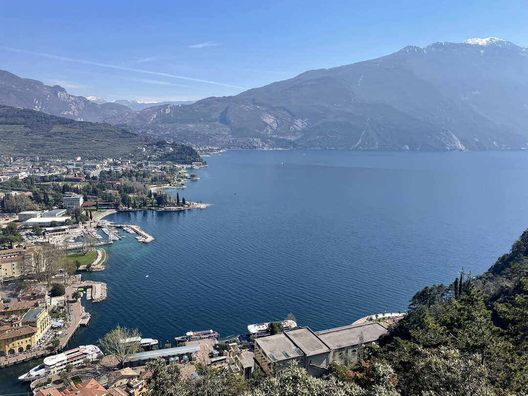 Blick auf den Gardasee von der Bastione über Riva