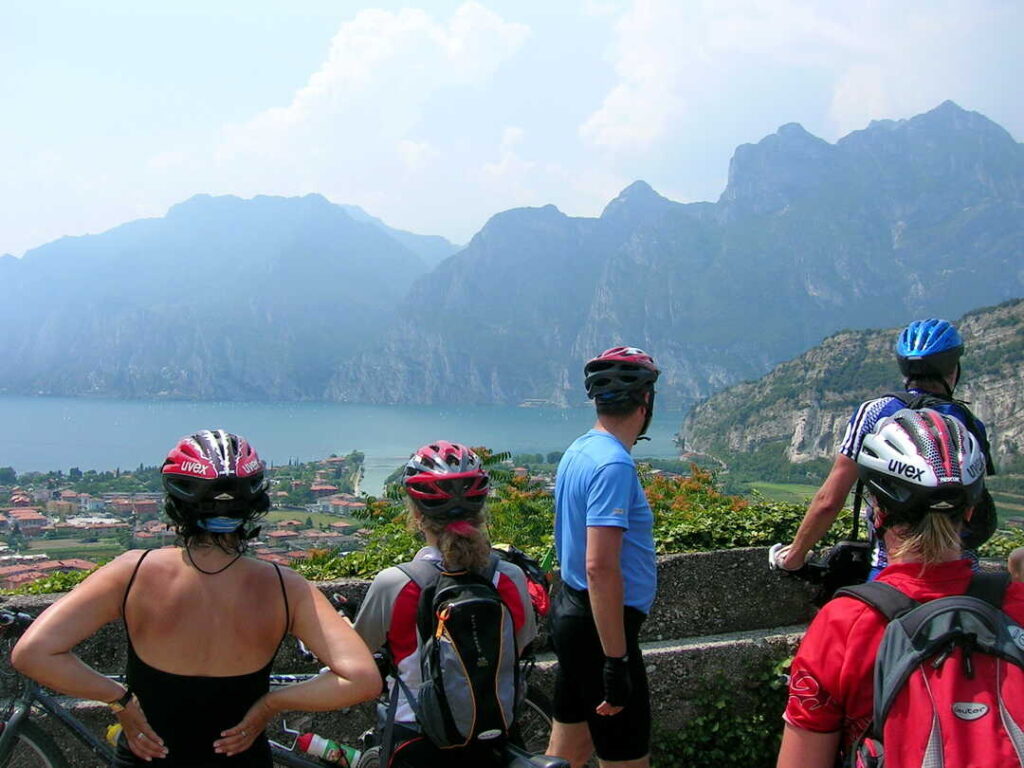 Blick von Nago auf den Gardasee