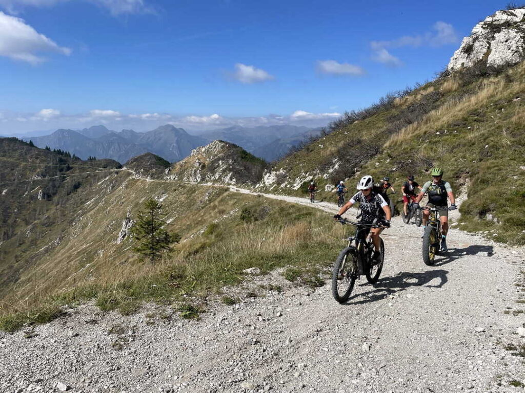 Militärpiste an der Bocca di Caplone