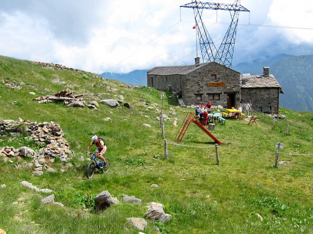 Aufbruch am Rifugi Trona Soliva