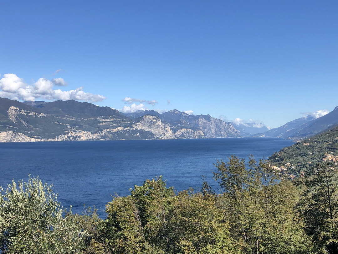 Panorama über den Gardasee nach Norden